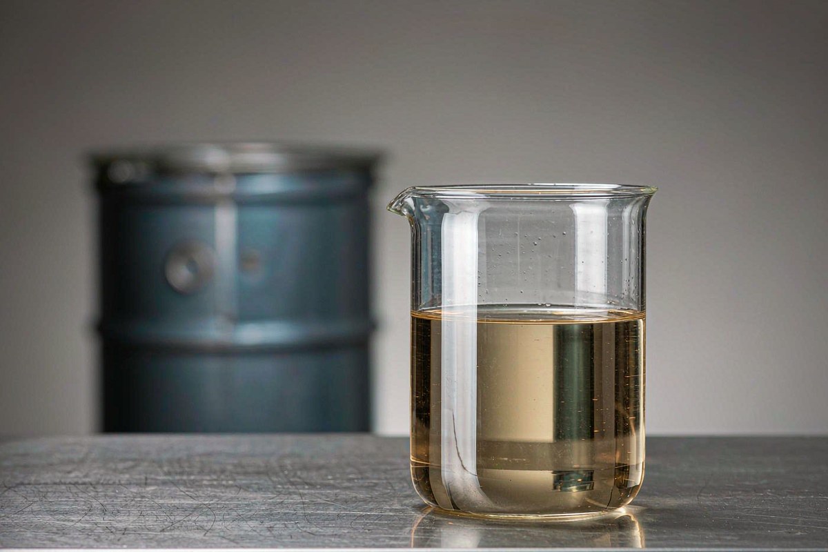 Liquid Phenolic Epoxy Resin YLEP-631: Seven Field Failures